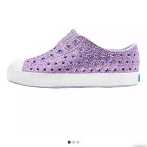 Native Shoes Jefferson Bling. Glitter purple, big kid size 4.